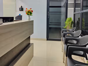 10 Person Coworking Desk