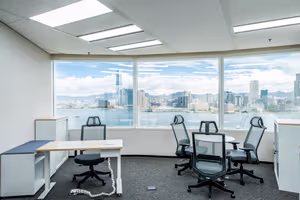 7 Person Private Office