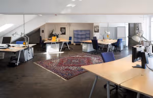 1 Person Coworking Desk