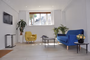 8 Person Private Office