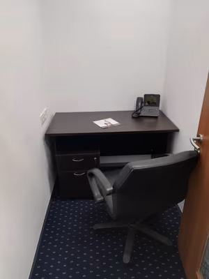 12 Person Private Office