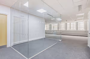 30 Person Managed Space