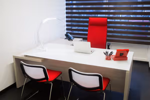 5 Person Coworking Desk