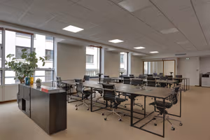 7 Person Private Office