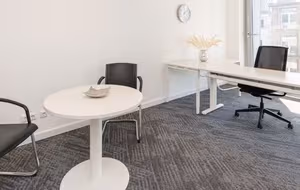 5 Person Private Office