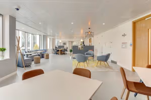 10 Person Private Office