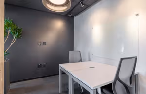 25 Person Private Office