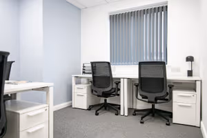 7 Person Private Office
