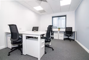 20 Person Private Office