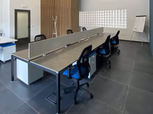 1 Person Private Office