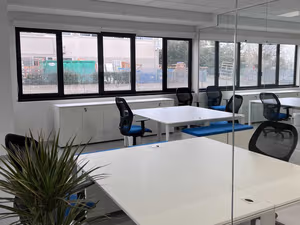 10 Person Private Office