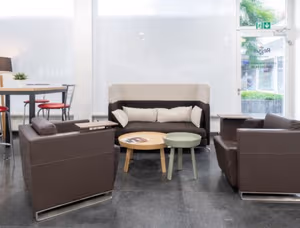 3 Person Private Office