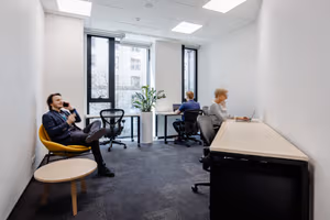 10 Person Private Office