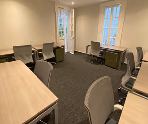 5 Person Private Office