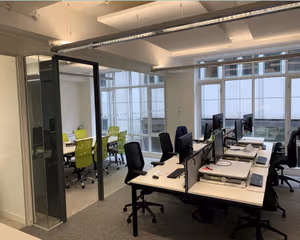 10 Person Private Office