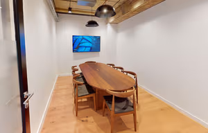 9 Person Private Office