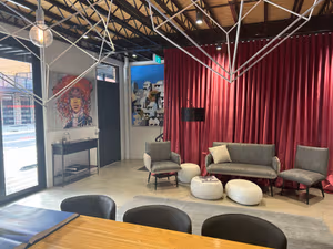 1 Person Coworking Desk