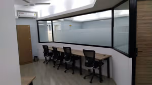 1 Person Coworking Desk