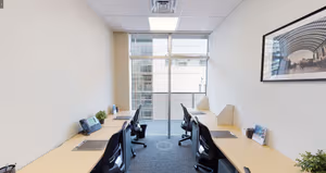 1 Person Shared Office
