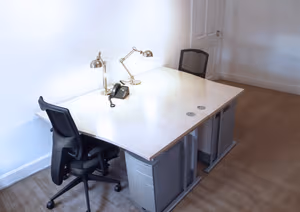 10 Person Private Office