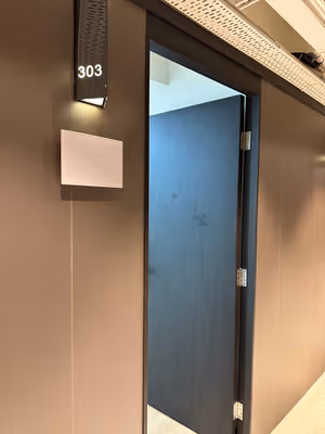 1 Person Private Office