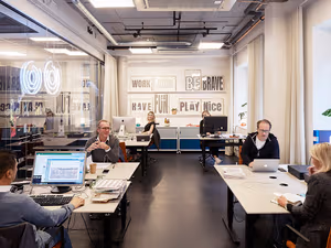 1 Person Coworking Desk