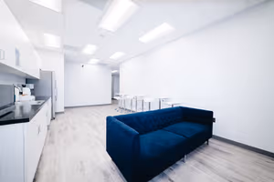 1 Person Private Office