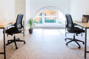 1 Person Coworking Desk