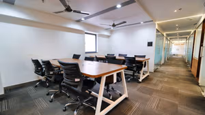 1 Person Coworking Desk