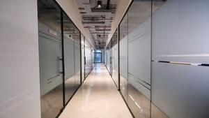 6 Person Coworking Desk