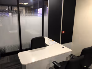 3 Person Private Office
