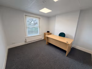 3 Person Private Office