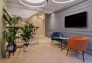10 Person Private Office