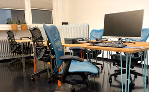 1 Person Coworking Desk
