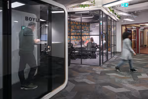 10 Person Private Office