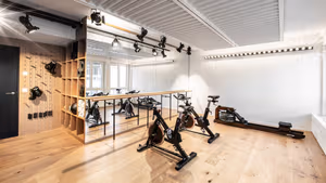 5 Person Private Office