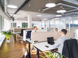 1 Person Virtual Office