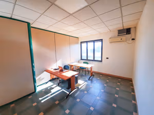 1 Person Coworking Desk
