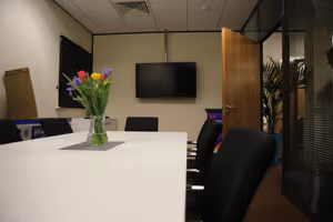 25 Person Private Office