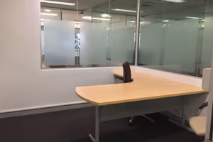 1 Person Coworking Desk