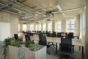 40 Person Managed Space