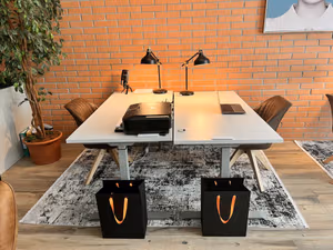 1 Person Coworking Desk