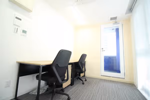 3 Person Private Office