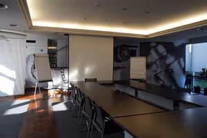 5 Person Coworking Desk