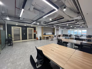 8 Person Private Office