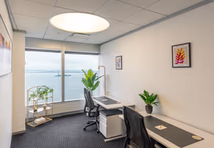 10 Person Private Office