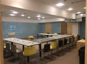 4 Person Coworking Desk