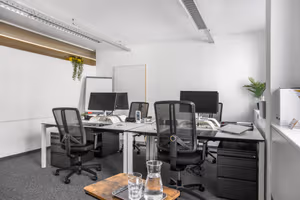 4 Person Private Office