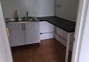 6 Person Private Office
