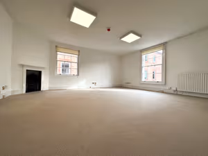 7 Person Private Office